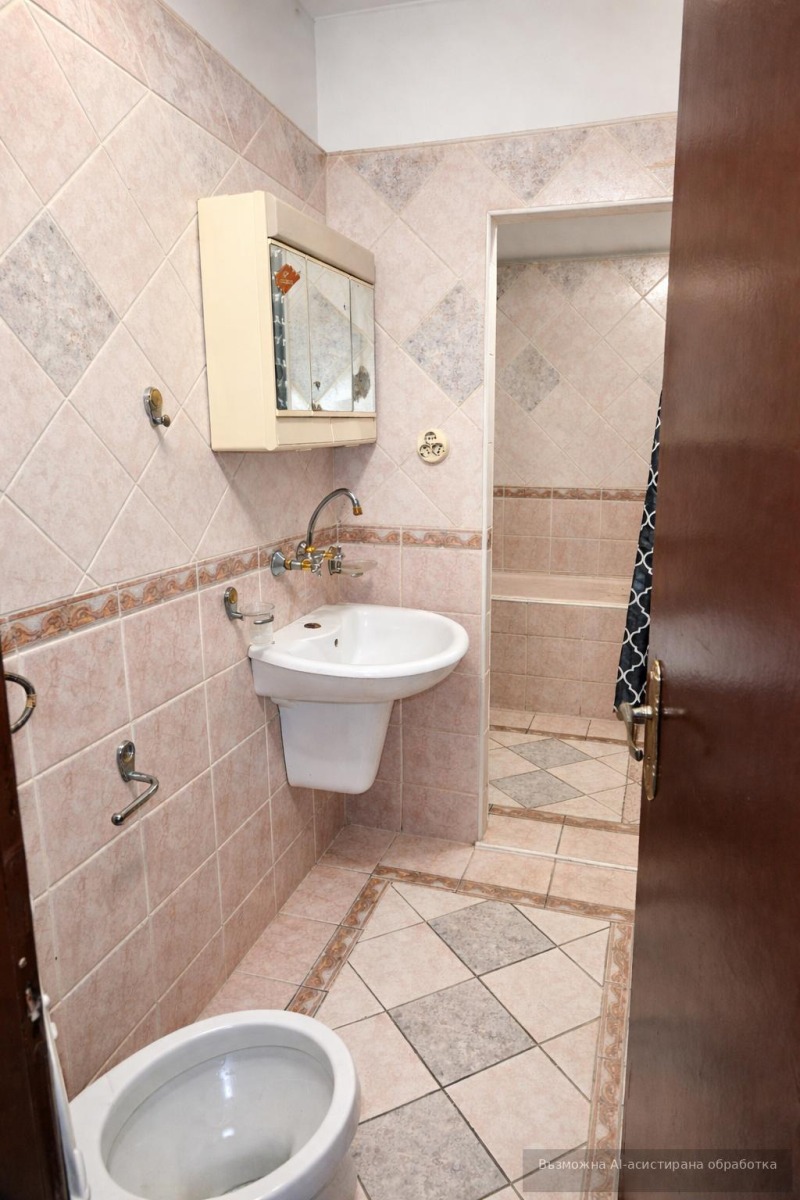 Дава под наем 3-СТАЕН, гр. Пловдив, Кючук Париж, снимка 6 - Апартаменти - 52746410