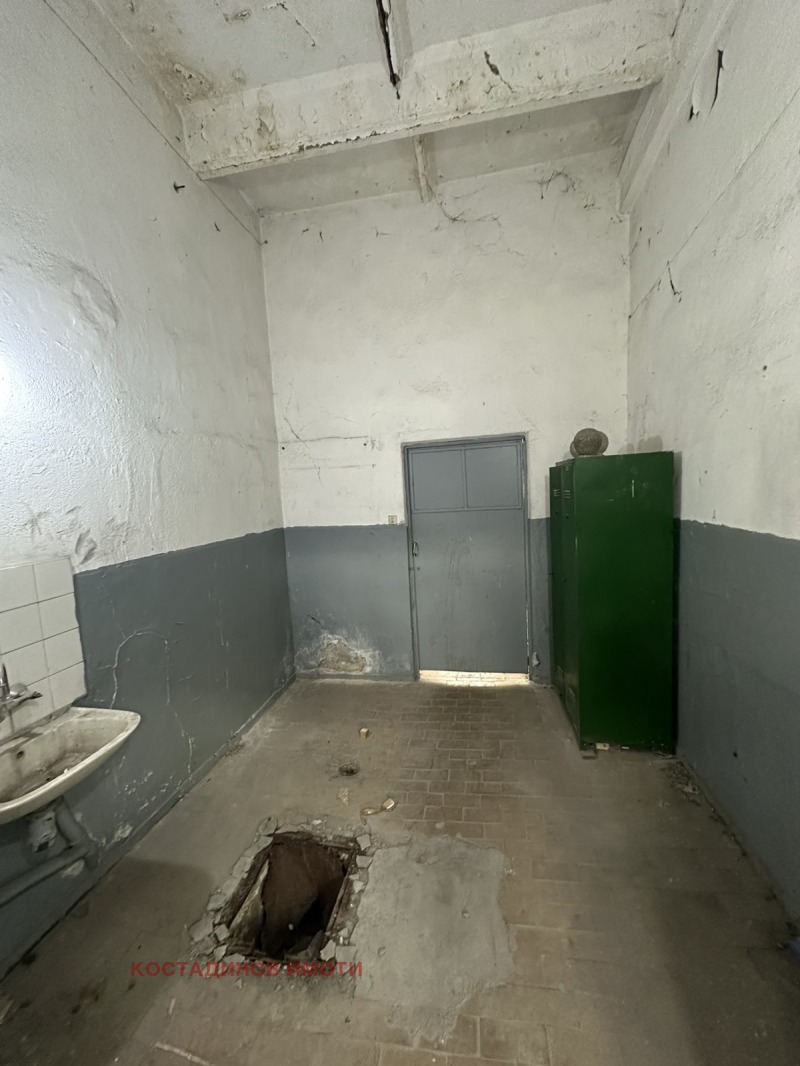 För uthyrning  Lagring Plovdiv , Industrialna zona - Sever , 400 kvm | 56121331 - bild [11]