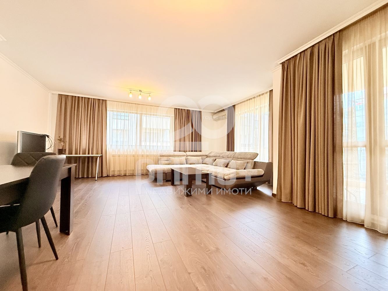 Дава под наем 2-СТАЕН, гр. София, Витоша