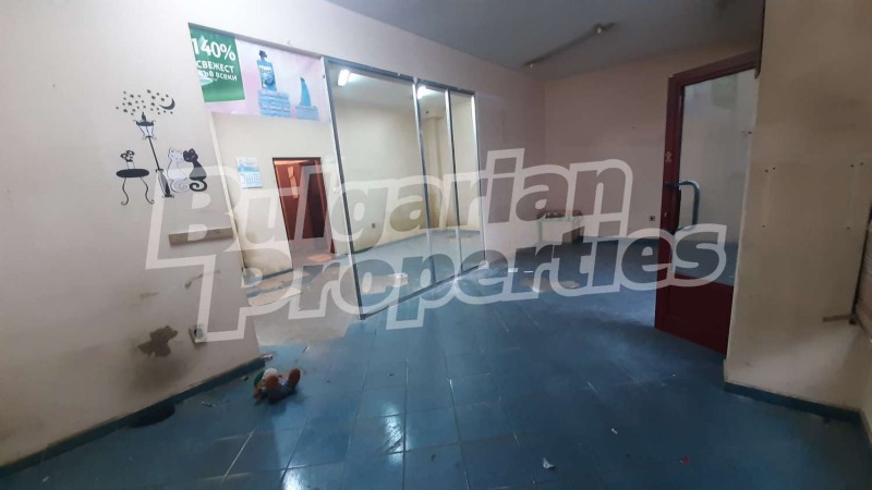 Дава под Наем МАГАЗИН в град Варна, Лятно кино Тракия - 78 кв.м / 760 € » 1 486.43 лв., БЪЛГЕРИАН ПРОПЕРТИС ВАРНА