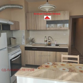 1 bedroom 5-ti polk, Shumen 1