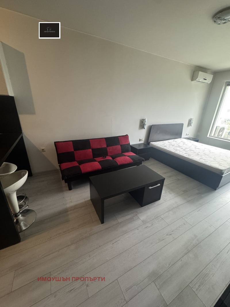 För uthyrning  Studio Sofia , Studentski grad , 50 kvm | 41995472 - bild [4]