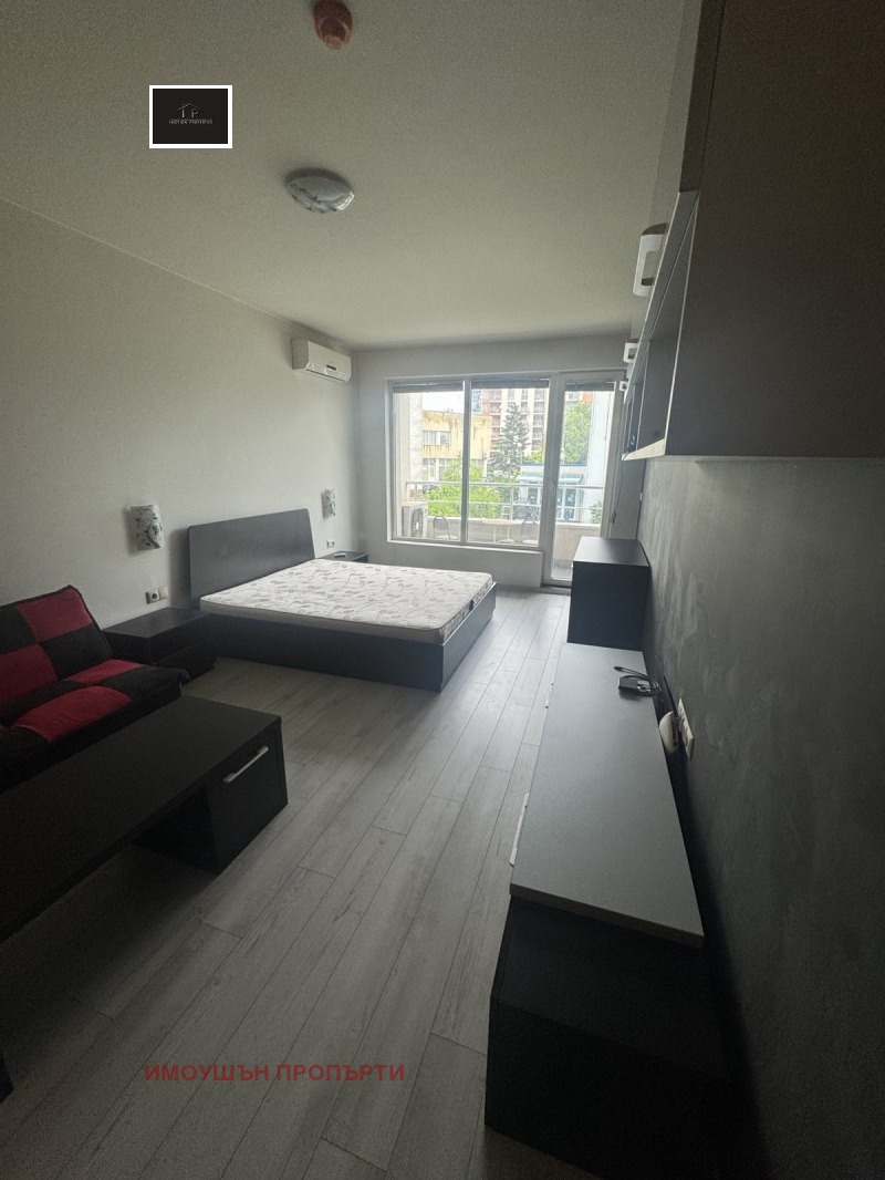 För uthyrning  Studio Sofia , Studentski grad , 50 kvm | 41995472 - bild [3]
