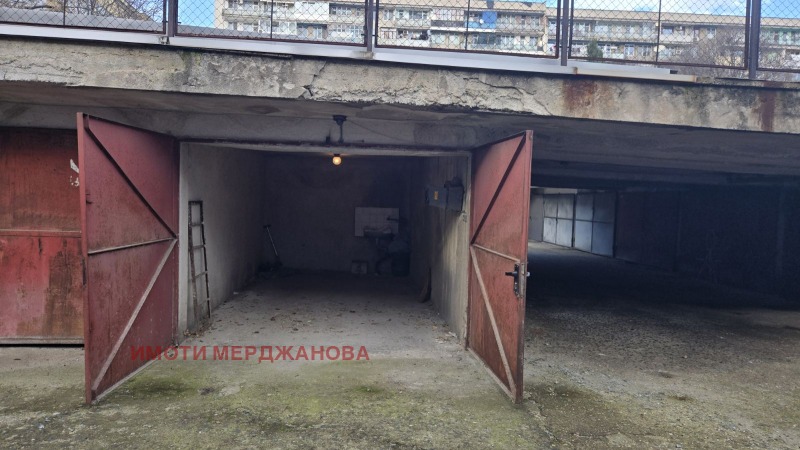 Дава под наем ГАРАЖ, ПАРКОМЯСТО, гр. Стара Загора, Център, снимка 5 - Гаражи и паркоместа - 53130221