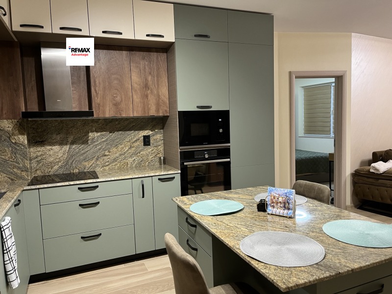 Дава под наем 2-СТАЕН, гр. Пловдив, Център