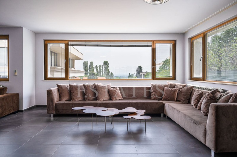 Da affittare  Maisonette Sofia , Dragalevtsi , 342 mq | 53695100