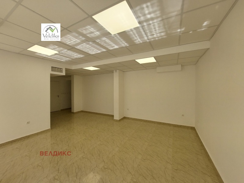 De inchiriat  Magazin Sofia , Reduta , 208 mp | 93143101 - imagine [8]