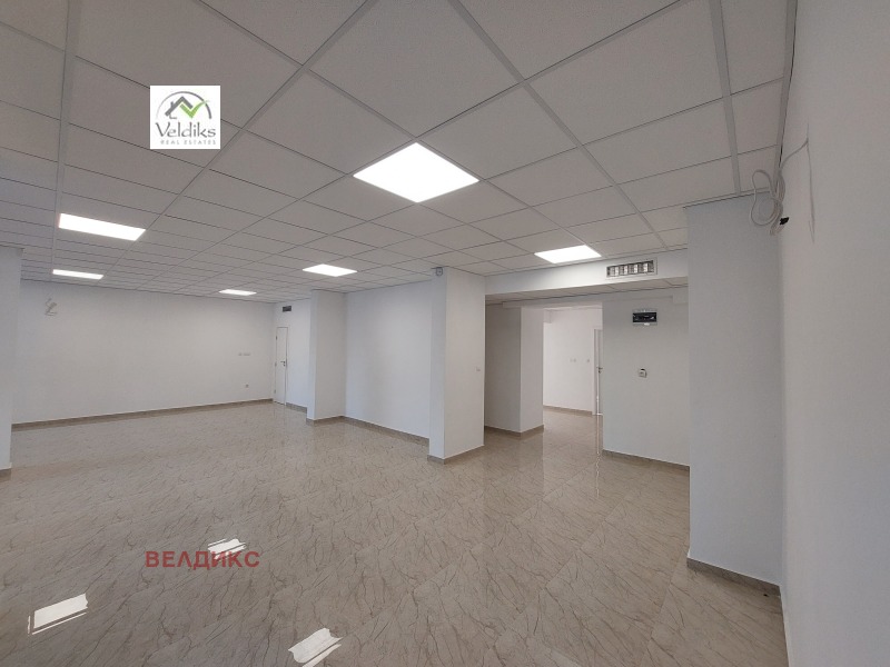 Da affittare  Negozio Sofia , Reduta , 208 mq | 93143101 - Immagine [3]