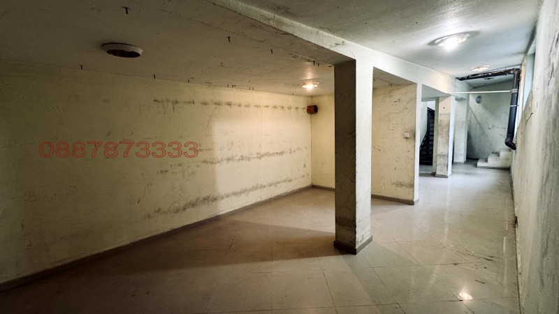 Дава под наем МАГАЗИН, гр. Бургас, Център, снимка 9 - Магазини - 52928640