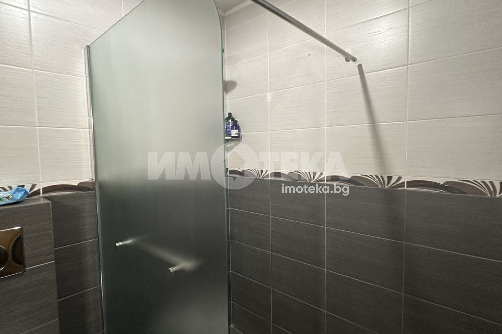 Дава под наем 3-СТАЕН, гр. София, Иван Вазов, снимка 15 - Апартаменти - 55799135