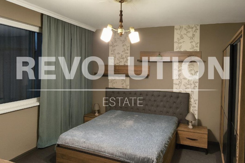 Дава под наем 3-СТАЕН, гр. Варна, Център