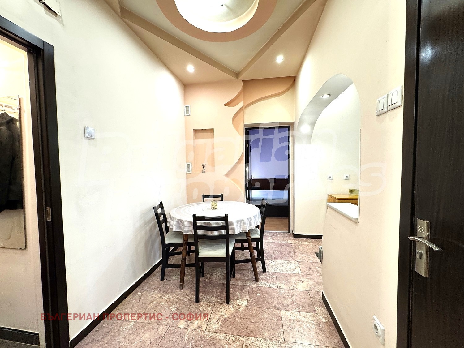 Дава под наем 2-СТАЕН, гр. София, Център, снимка 7 - Апартаменти - 53732378