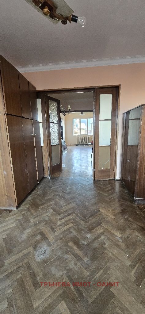 Дава под наем 3-СТАЕН, гр. София, Център, снимка 3 - Апартаменти - 54188864