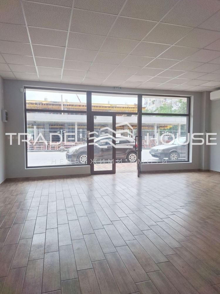 Дава под наем МАГАЗИН, гр. Пловдив, Тракия, снимка 7 - Магазини - 54036844