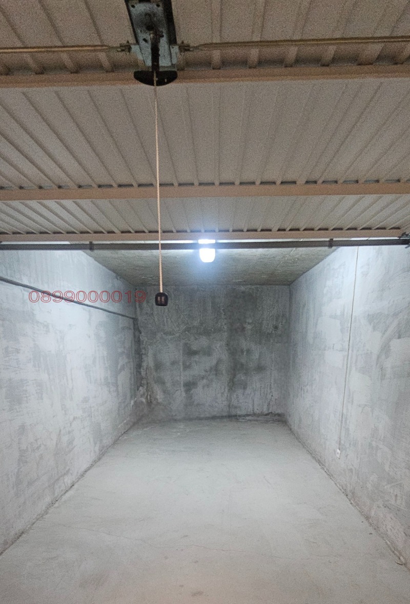 Дава под наем ГАРАЖ, ПАРКОМЯСТО, гр. София, Студентски град, снимка 2 - Гаражи и паркоместа - 52785076