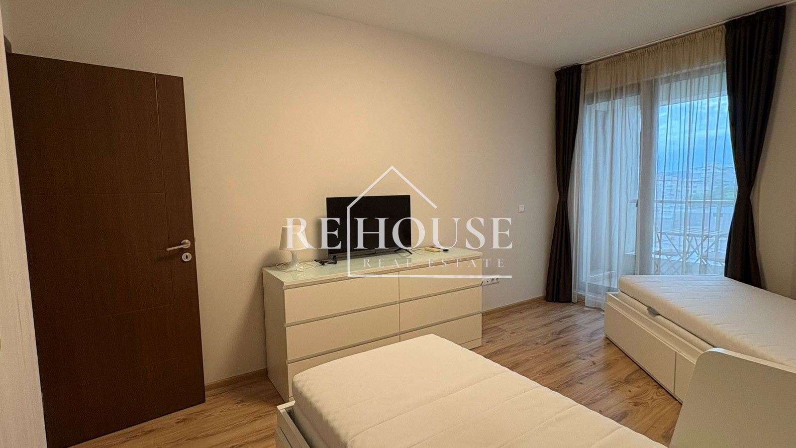 Дава под наем 2-СТАЕН, гр. Варна, Окръжна болница-Генерали, снимка 10 - Апартаменти - 54914038