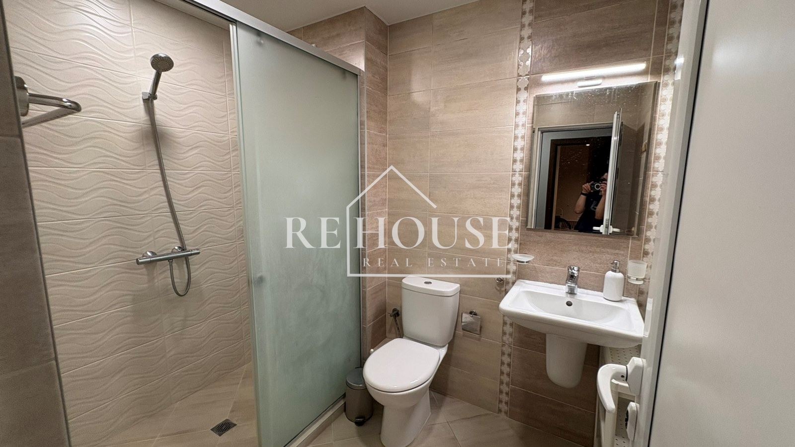 Дава под наем 2-СТАЕН, гр. Варна, Окръжна болница-Генерали, снимка 12 - Апартаменти - 54914038