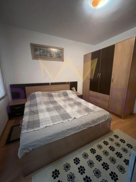 1 Schlafzimmer Asparuhowo, Warna 6