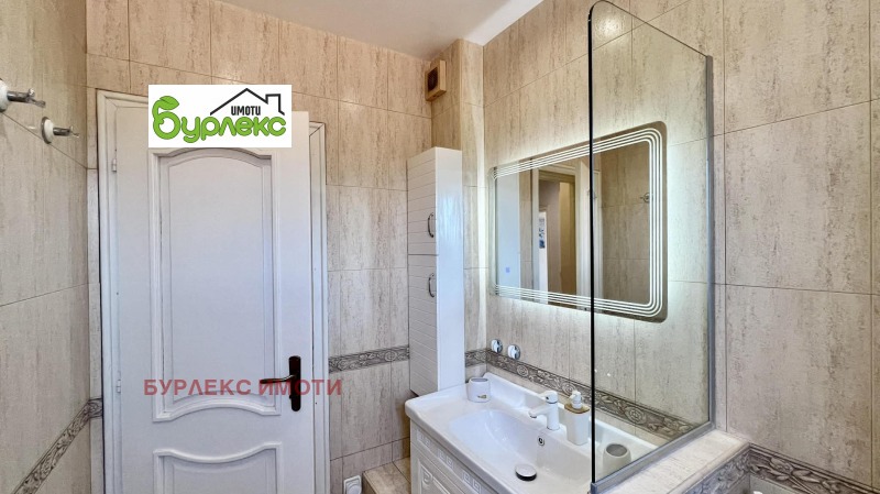 Дава под наем 3-СТАЕН, гр. Варна, Център, снимка 9 - Апартаменти - 52713934