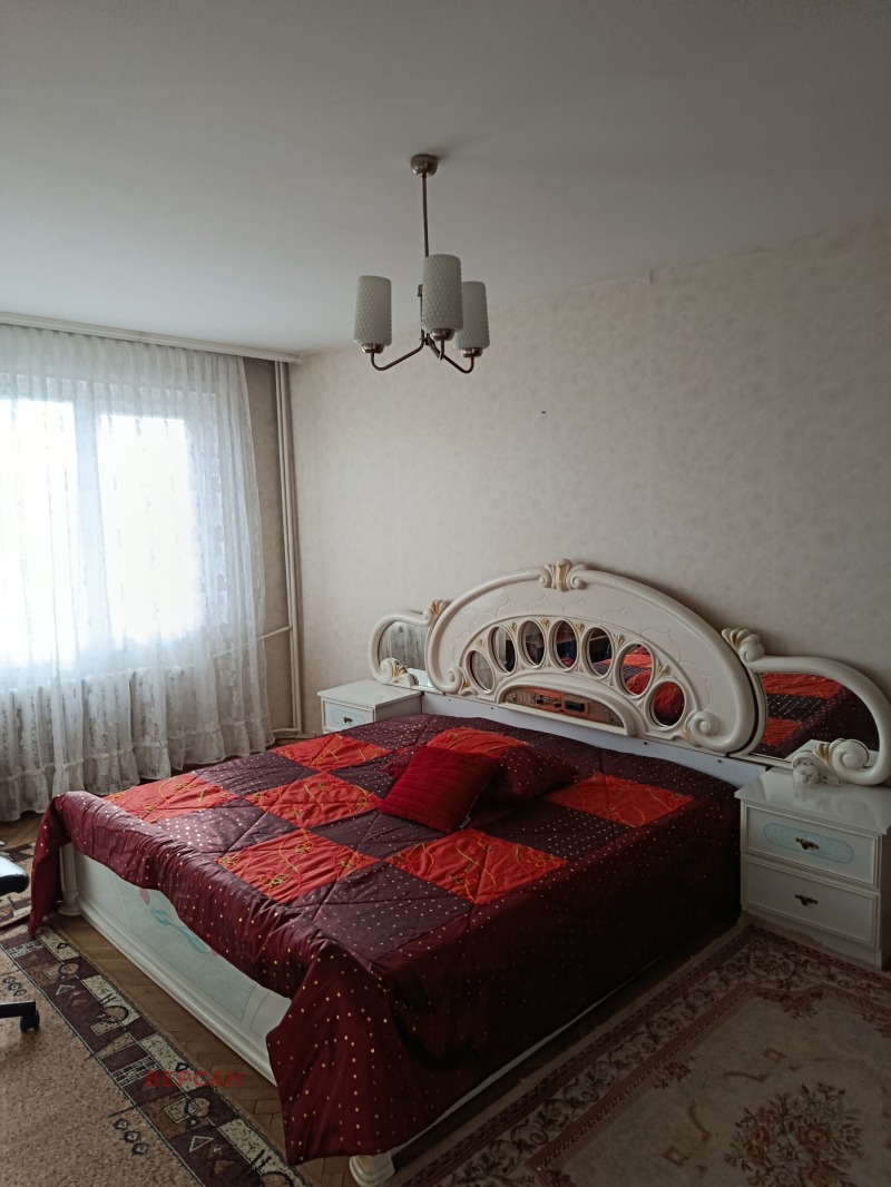 Дава под наем 3-СТАЕН, гр. София, Мусагеница, снимка 4 - Апартаменти - 52993736