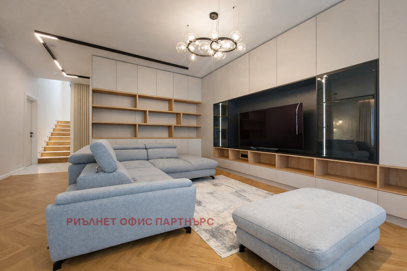 Дава под наем КЪЩА, с. Нови хан, област София област