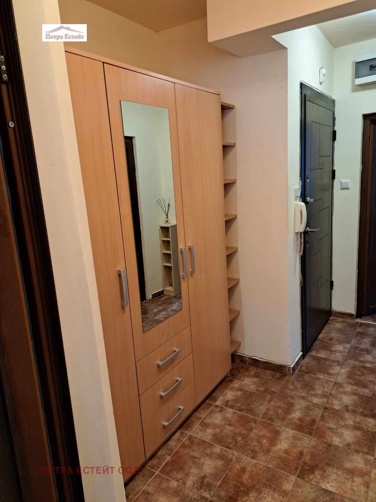 Дава под наем 2-СТАЕН, гр. Варна, Гранд Мол, снимка 2 - Апартаменти - 54025021