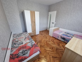2 makuuhuonetta Elenovo 2, Blagoevgrad 10
