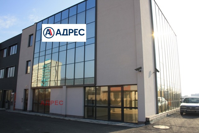 Προς ενοικίαση  Γραφείο Βαρνα , Λεβσκη 1 , 70 τ.μ | 88379093