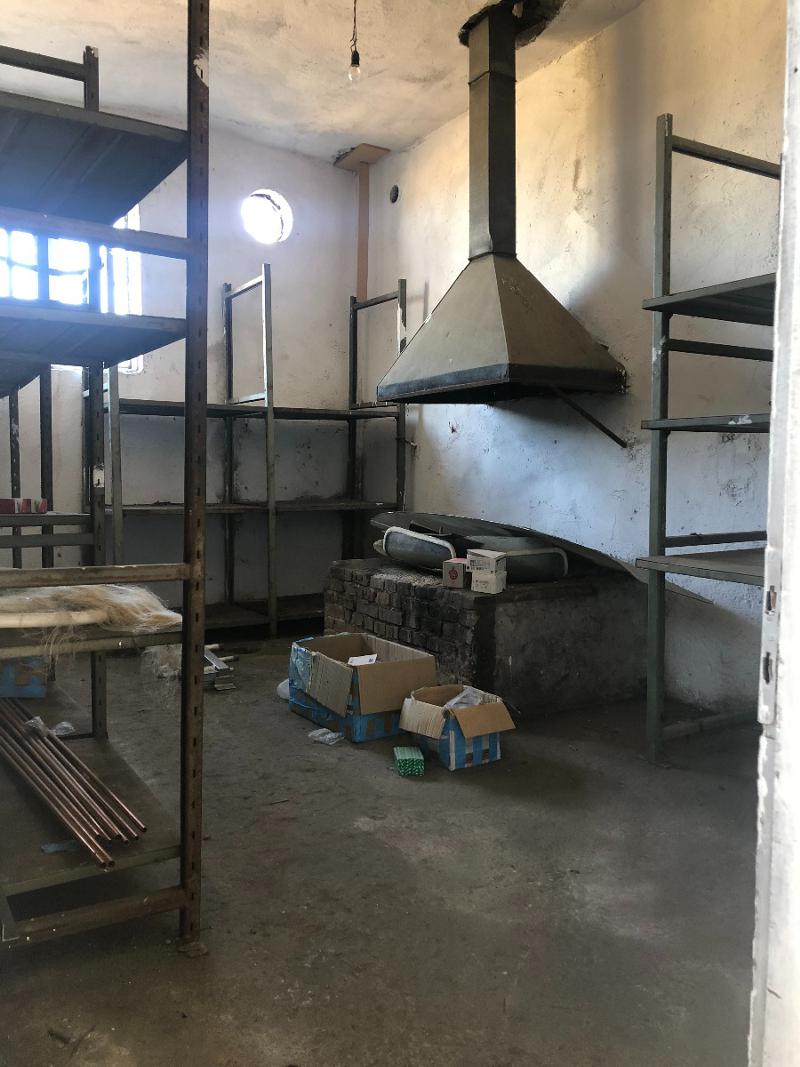 Дава под наем СКЛАД, гр. Петрич, област Благоевград, снимка 3 - Складове - 53954592