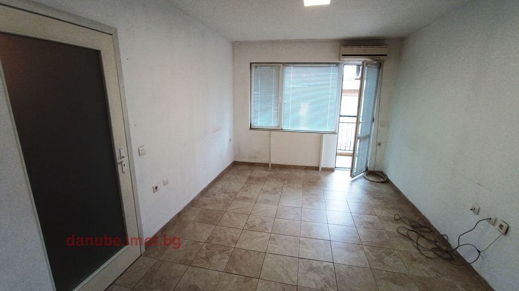 Дава под наем 2-СТАЕН, гр. Русе, Център, снимка 4 - Апартаменти - 53608707