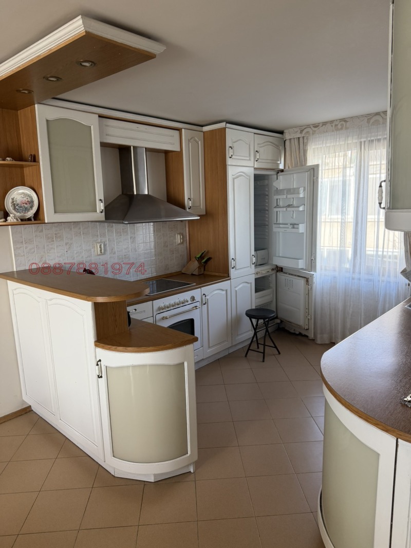 Дава под наем 4-СТАЕН, гр. Бургас, Възраждане