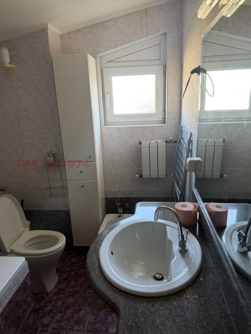 Дава под наем 4-СТАЕН, гр. Бургас, Възраждане, снимка 16 - Апартаменти - 53575591