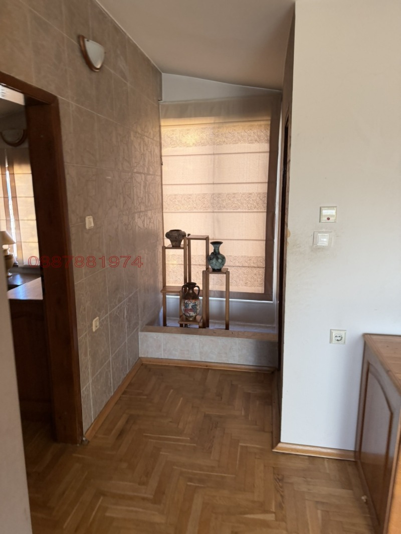 Дава под наем 4-СТАЕН, гр. Бургас, Възраждане, снимка 7 - Апартаменти - 53575591