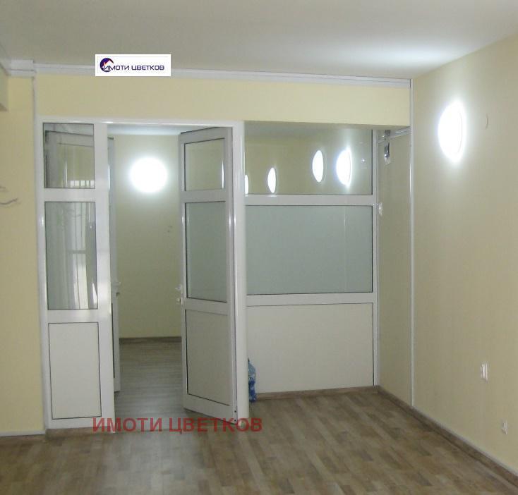 A louer  Bureau Vratsa , Tsentar , 70 m² | 66680063 - image [4]