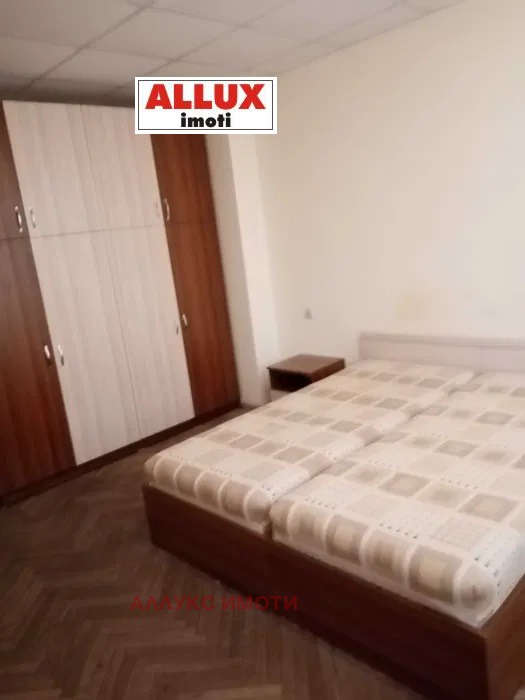 В аренду  2 спальни Русе , Център , 80 кв.м | 53492848 - изображение [4]