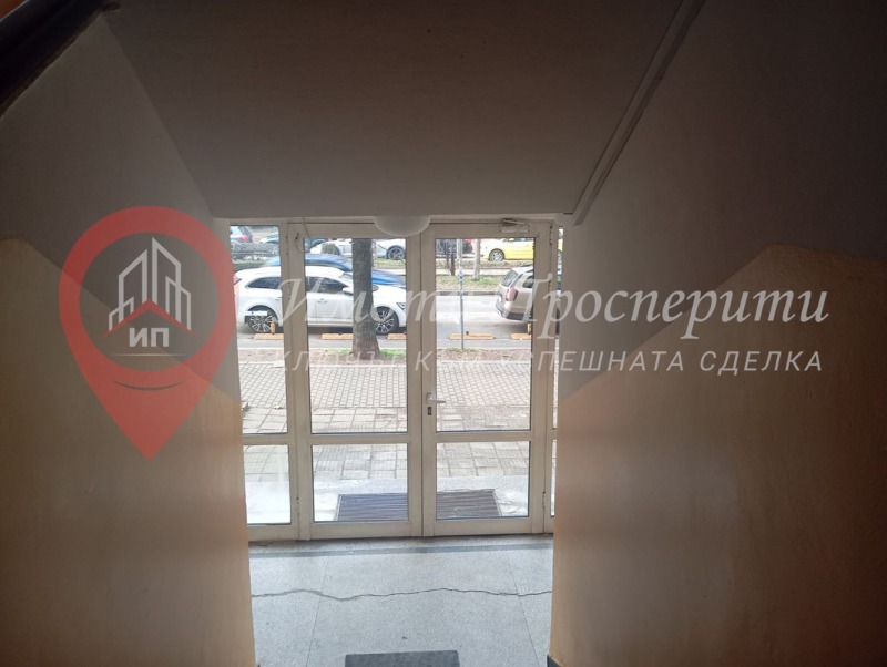 Дава под наем ОФИС, гр. София, Иван Вазов, снимка 11 - Офиси - 53124769