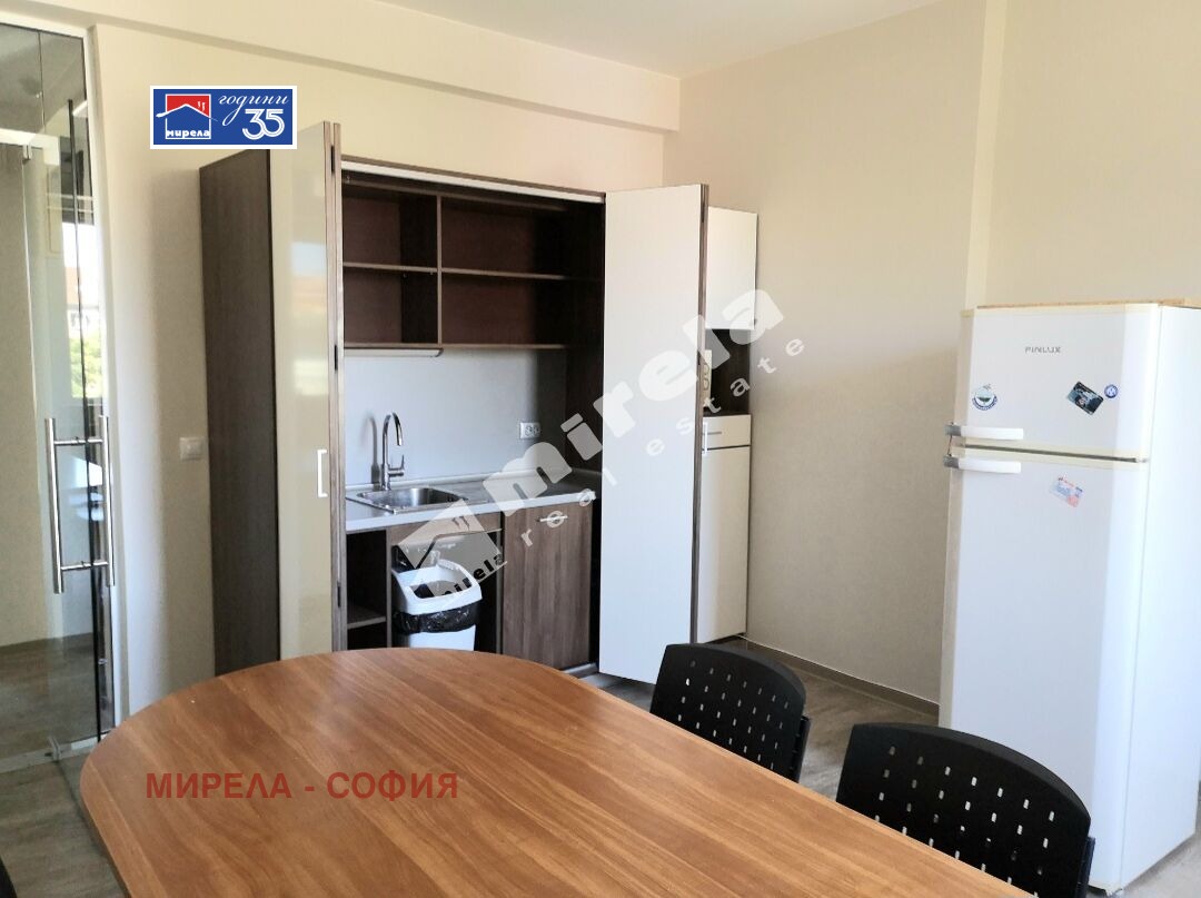 Дава под наем ОФИС, гр. София, Център