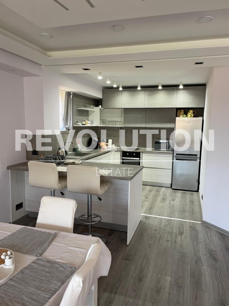 Дава под наем 3-СТАЕН, гр. Варна, Бриз, снимка 2 - Апартаменти - 52117208