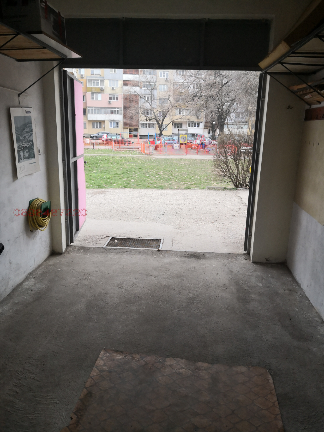 Дава под наем ГАРАЖ, ПАРКОМЯСТО, гр. Русе, Родина 1, снимка 6 - Гаражи и паркоместа - 53912228