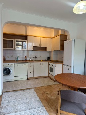 ����� ���� ��� ���� 3-�����,���� �����, ���������>