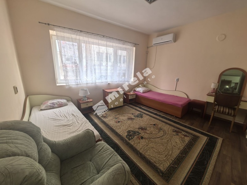 Дава под наем 3-СТАЕН, гр. Ямбол, Център, снимка 6 - Апартаменти - 53160988