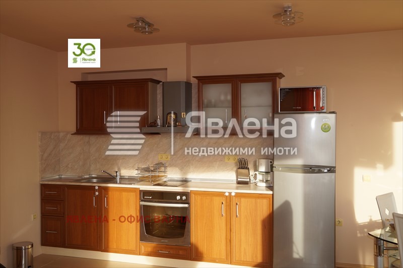 En renta  2 dormitorios región Dóbrich , Balchik , 90 metros cuadrados | 77969152 - imagen [3]