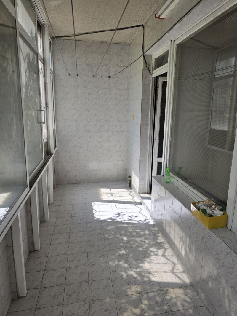 Til leie  3+ soverom Plovdiv , Kjusjuk Parisj , 116 kvm | 76994541 - bilde [10]