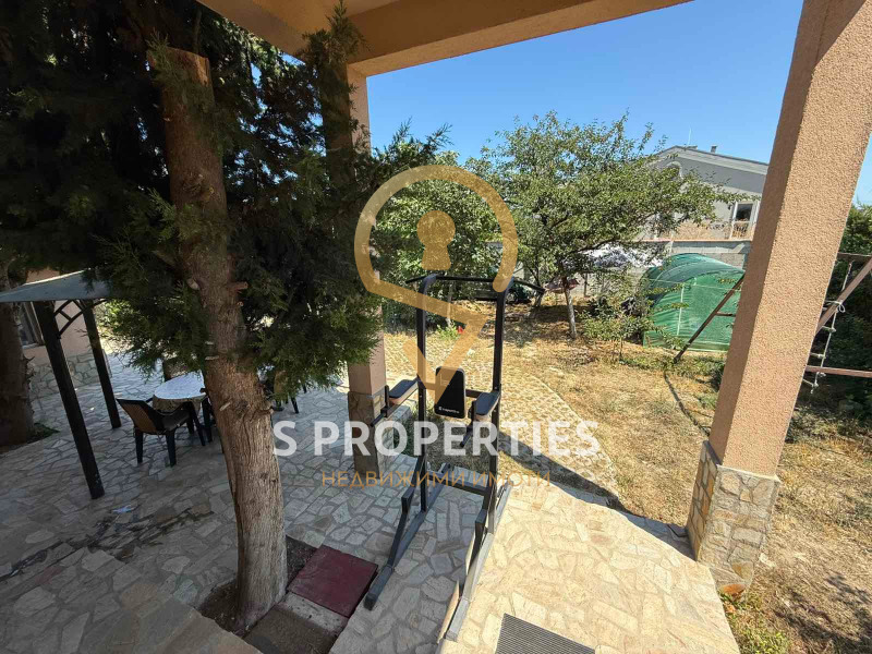 De inchiriat  Etajul casei Varna , c.c. Ciaica , 70 mp | 89850906 - imagine [5]