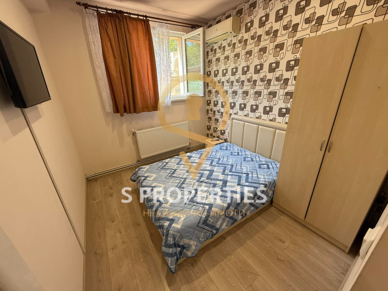 De inchiriat  Etajul casei Varna , c.c. Ciaica , 70 mp | 89850906 - imagine [15]