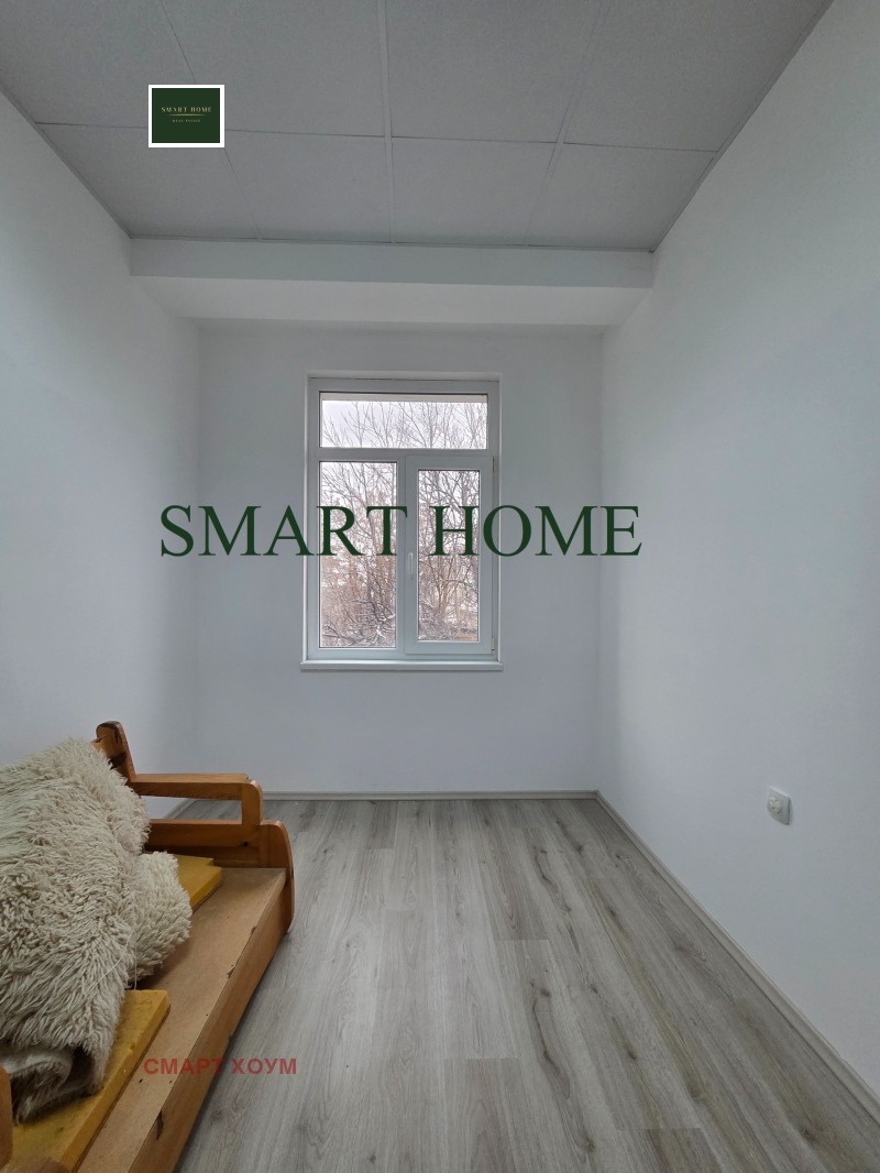 Дава под наем ОФИС, гр. Горна Оряховица, област Велико Търново, снимка 2 - Офиси - 52651769