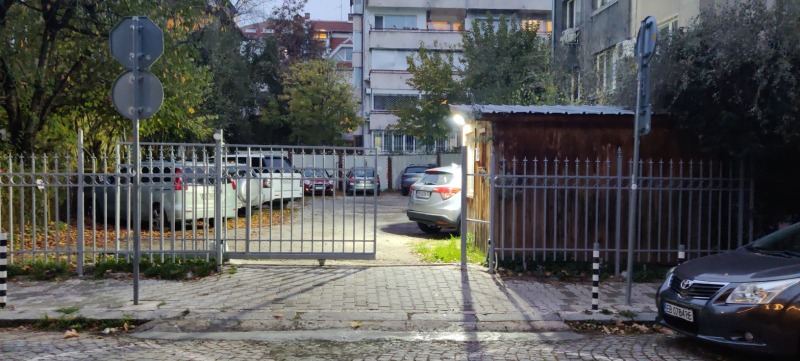 För uthyrning  Parkeringsplats Sofia , Centar , 20 kvm | 19364945 - bild [5]