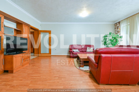 2 bedroom Vitosha, Sofia 3