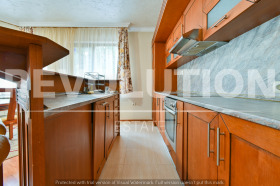 2 bedroom Vitosha, Sofia 2