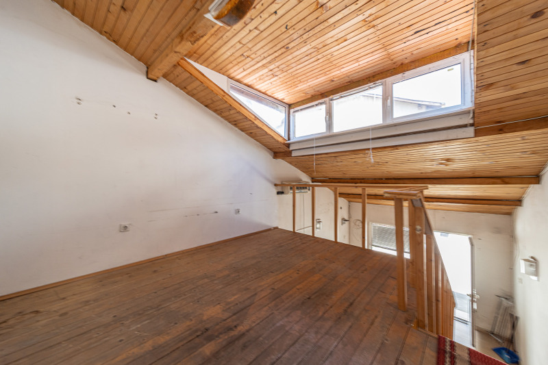 Te huur  Kantoor Sofia , Tsentar , 40 m² | 24076079